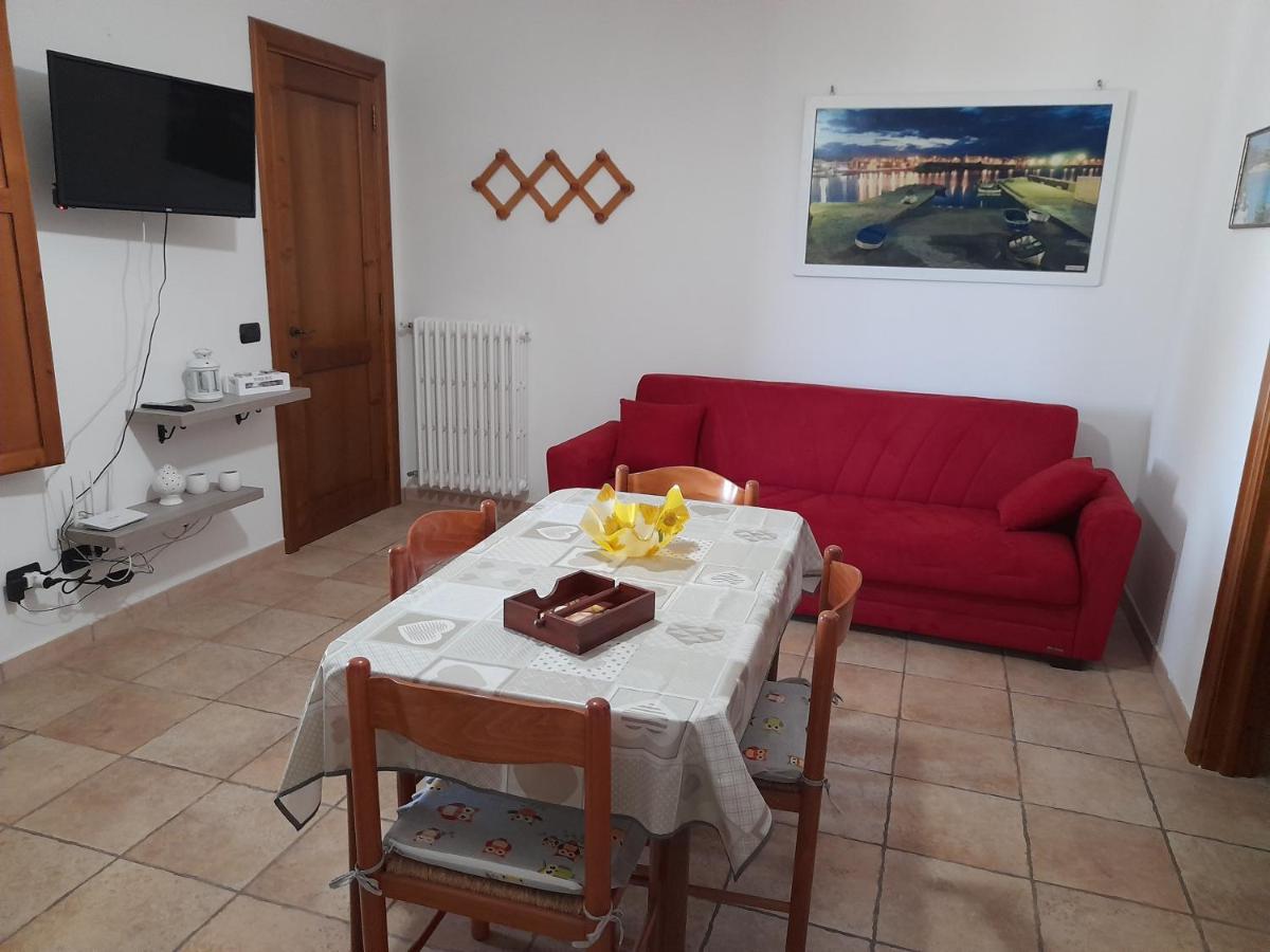 Casa Vacanza Augusto 乌瓜诺拉基耶萨 外观 照片